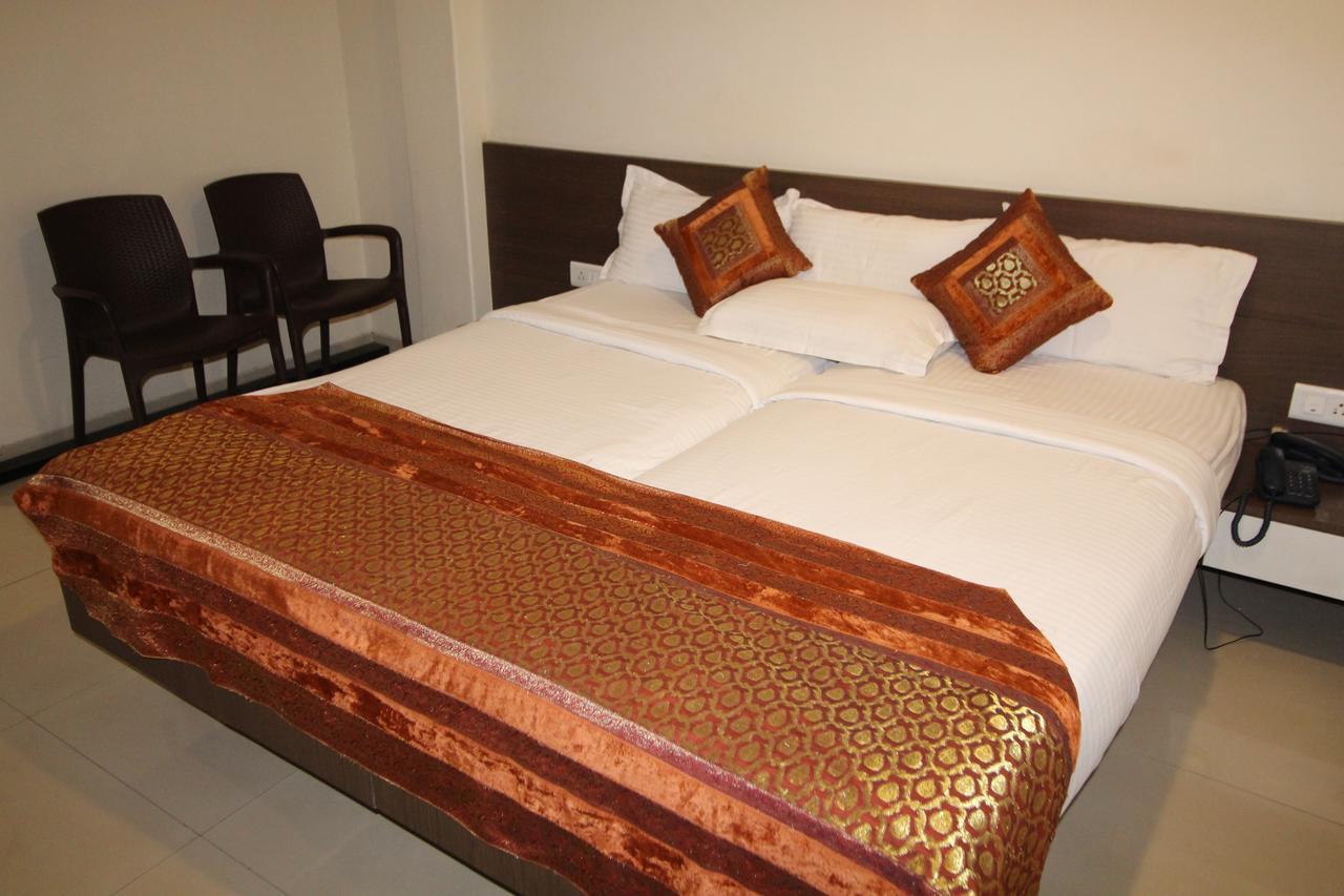 Hotel Girnar Aurangabad (Maharashtra) Exterior foto